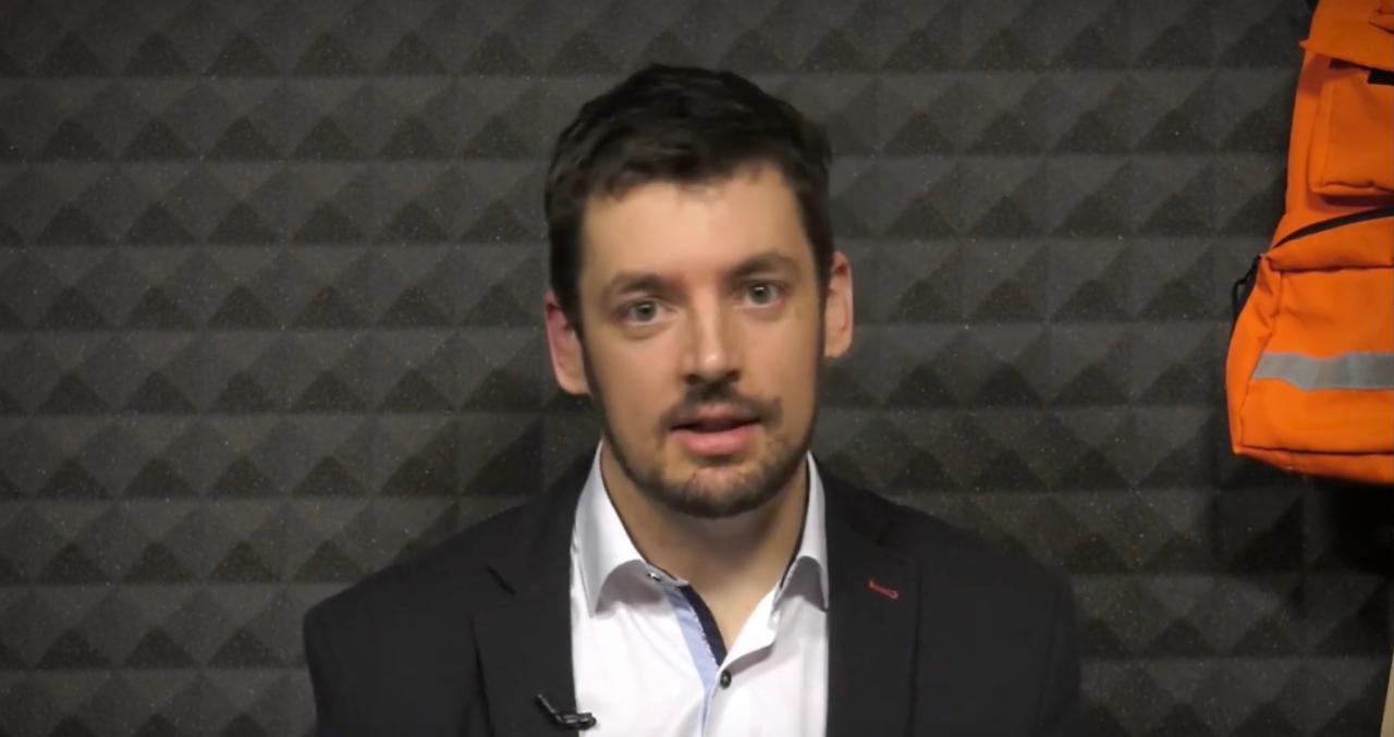 "Trudom i zalaganjem možemo promijeniti sustav na bolje!" "Trudom i zalaganjem možemo promijeniti sustav na bolje!"